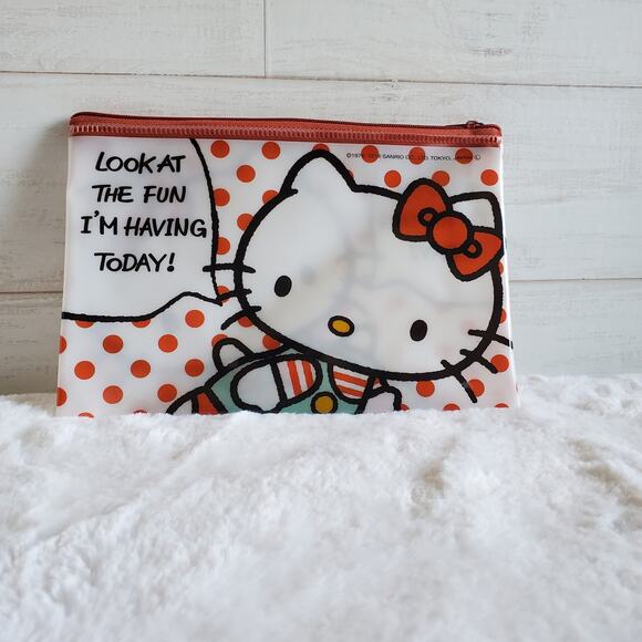 Hello Kitty Sanrio Pouch - Picture 1 of 5